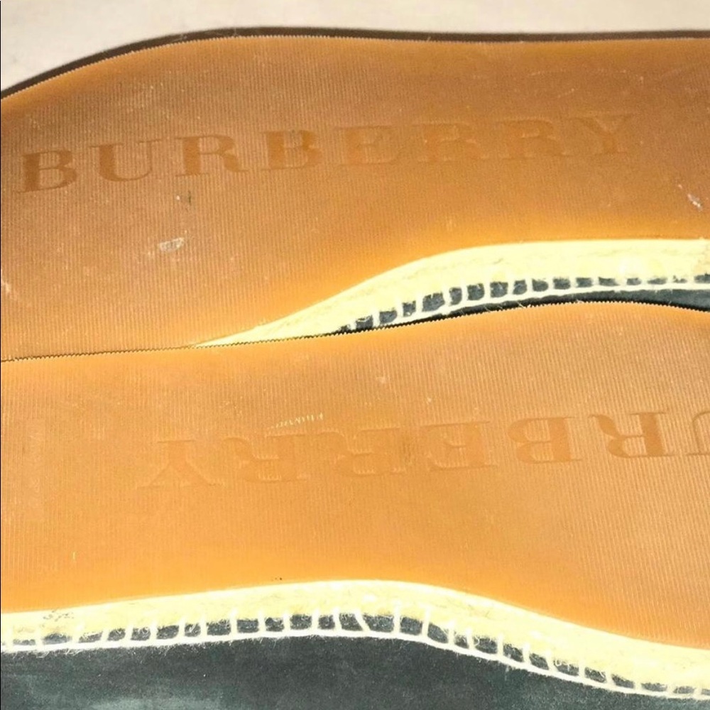 BURBERRY